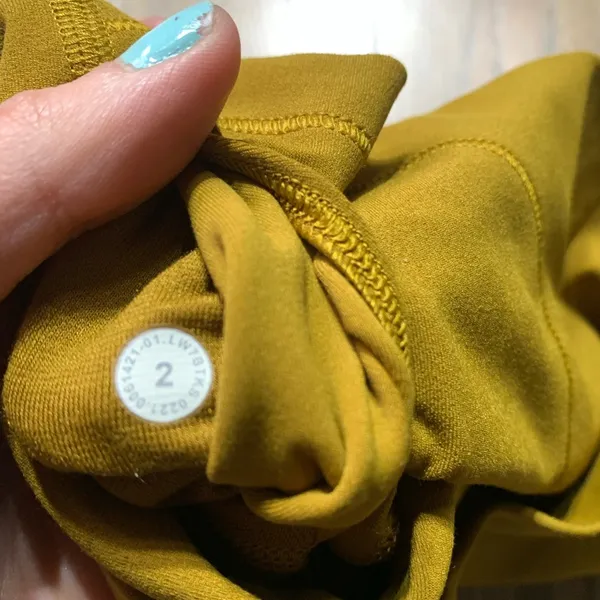 Lululemon align shorts gold spice 2 8” - Image 8