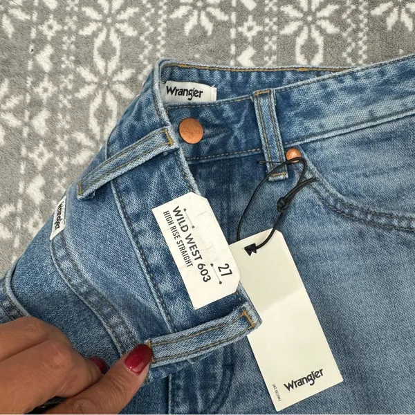 NWT Wrangler Wild West 603 High Rise StraightJeans Size‎ 27 - Image 6