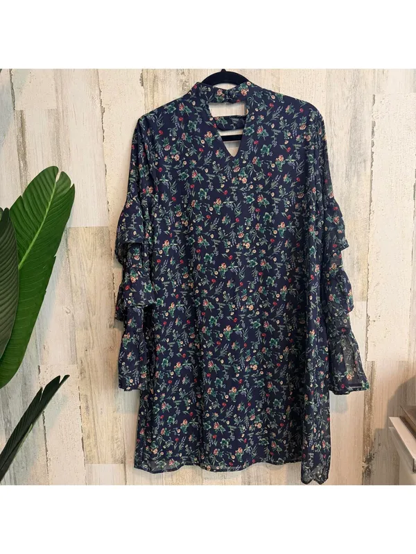 Le Lis Navy Floral Chiffon Ruffle Sleeve Keyhole Mini Dress Large - Image 3