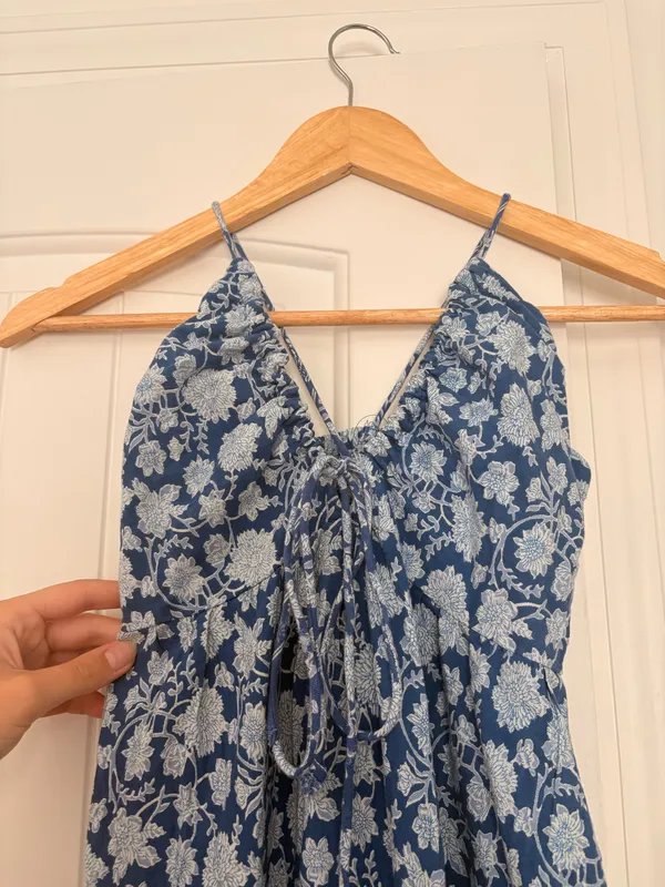 Sim & Sam blue floral maxi dress with adjustable straps  - Image 2