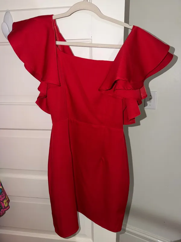 TCEC red dress with ruffle sleeves - Image 2