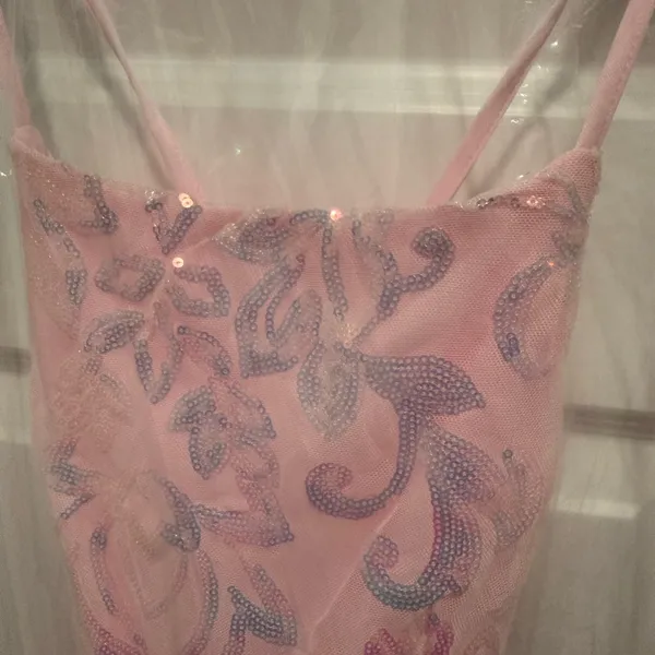 Formal Pink Sequined Embroidered Dress - Image 3