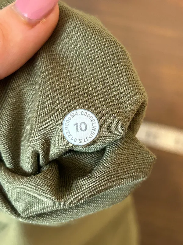 Lululemon Instill High-Rise Tight 25" sz. 10 in bronze green - Image 5
