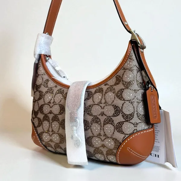 Coach Hamptons Hobo Bag In Crystal Signature Jacquard - Image 6
