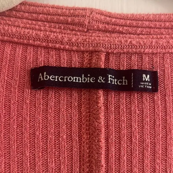 ✨ABERCROMBIE & FITCH Pink Front Tie Sz Medium Top Thermal✨ - Image 5
