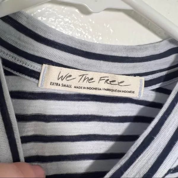 Free People We The Free Women's Size XS Night Sky‎ Top Blue Striped Short Sleeve - Image 13