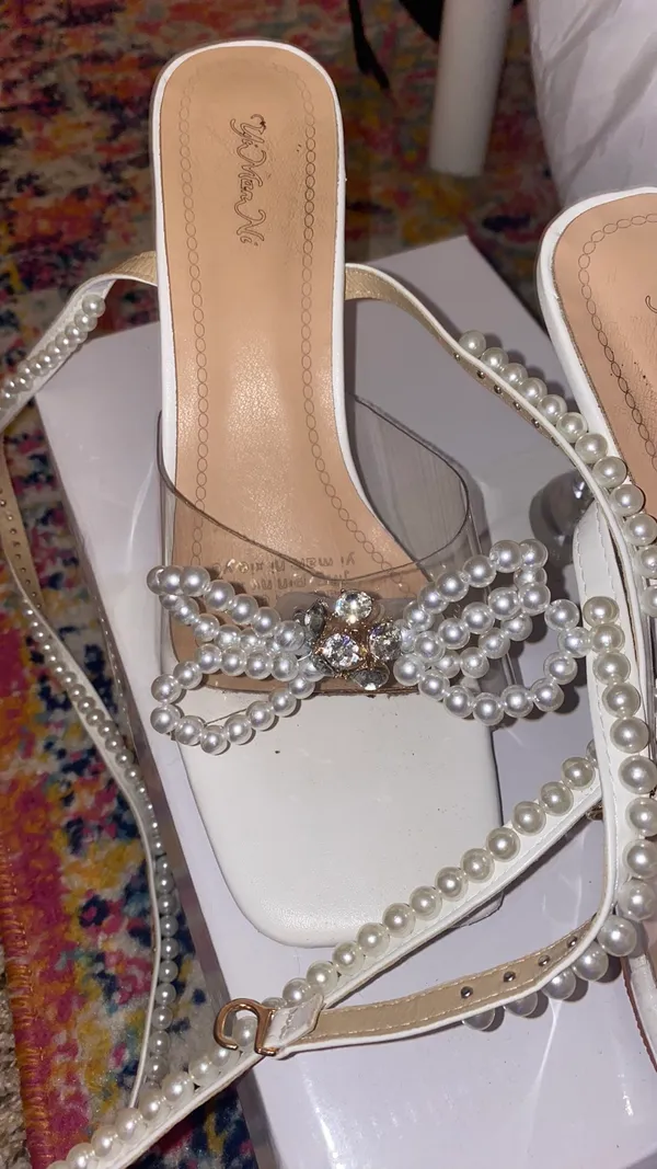 Pearl Bow Heels Size 8.5 - Image 2