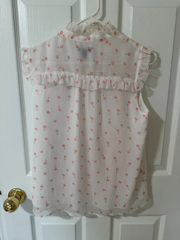 Vintage Ann Taylor Ruffled Tie Front white floral in size S - Image 3