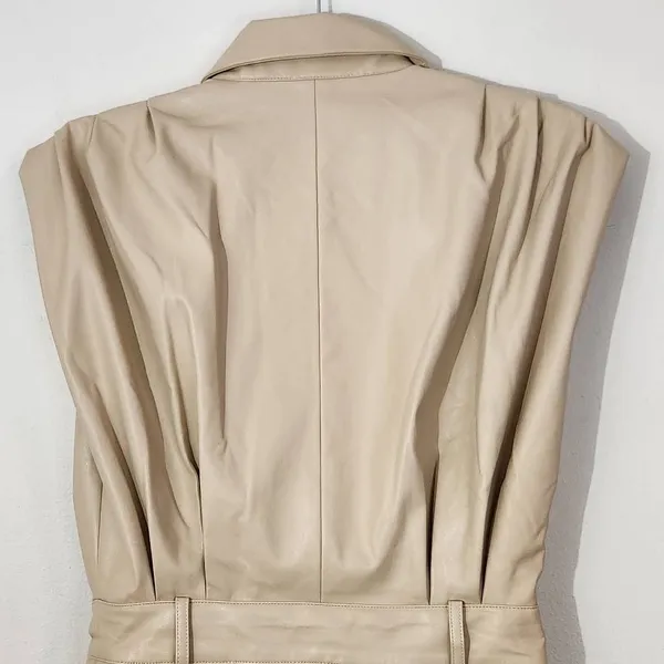 Grey Lab Cream Leather Romper NWT Size Small Cream Faux Leather Short Romper - Image 5