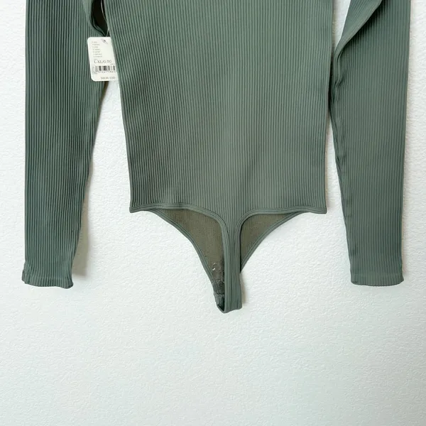 [Free People] Army Green XYZ Bodysuit Long Sleeve Ribbed Turtleneck NWT Sz L/XL - Image 5