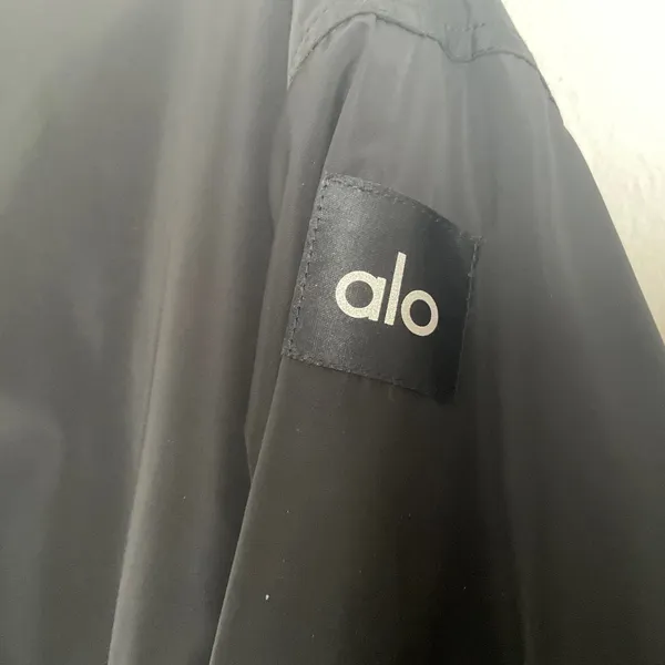 Alo Yoga Faux Fur Urbanite Bomber Jacket in Black/Ivory XS - Image 3