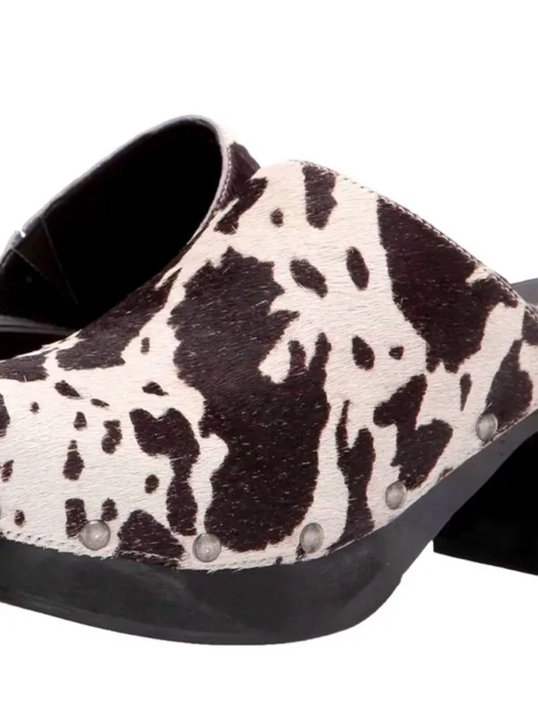 Matisse chunky wooden heel cow hair leather clogs brown and white slip on mules - Image 2
