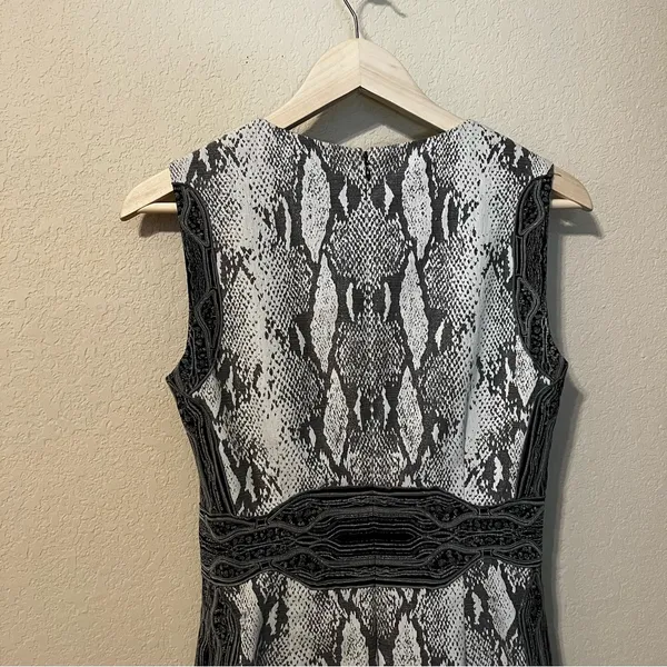 DVF Diane Von Furstenberg Embroidered Snake Print Fitted Dress - Image 10
