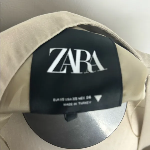 Zara Stylish Beige Vest with Button Detail XS NWT - Image 5