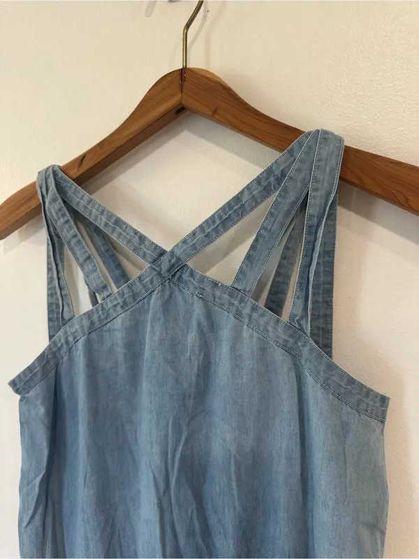 Fabletics Liza Chambray Romper Women's Size XS Light Wash Crossback Sleeveless - Image 4