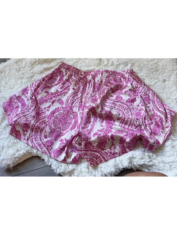 Lulus Satin Ivory Magenta Satin High-Waisted Boho Print Tie-Front Shorts X-Small - Image 4