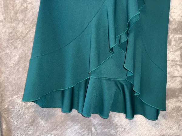 Carrotmob Women's V-Neck Flutter Sleeve Ruffle Hem Mermaid Dress, Size L - Image 6