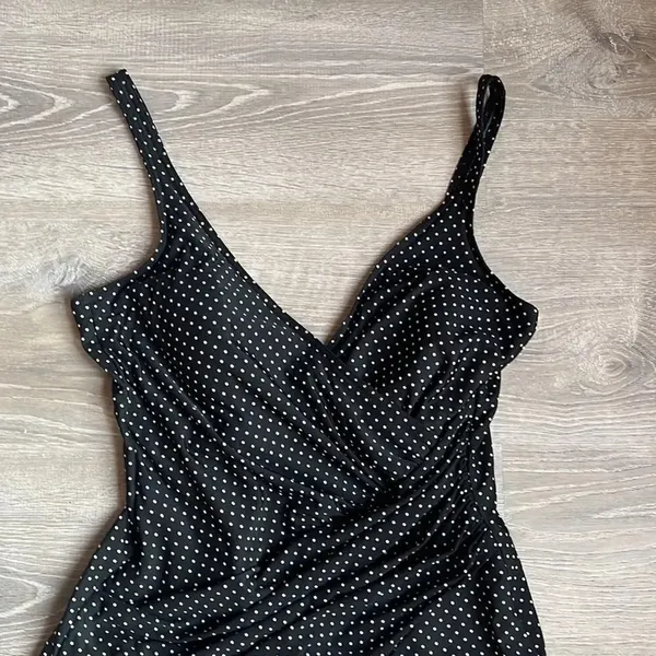 Miraclesuit Pin Point Oceanus V-neck Slimming One Piece Swimsuit - Image 5