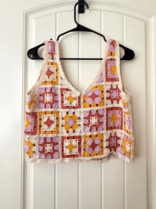 Floral Tank Top Multiple Size L - Image 2