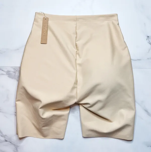 NWT Skims Body Butt Enhancing Padded Shorts - Image 2