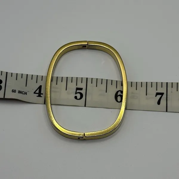 Monet Hinged Bangle Bracelet Slim Stackable Gold Tone Estate‎ - Image 8