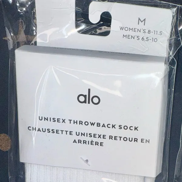ALO Yoga - Unisex Throwback Crew Socks in White w/Black Logo - Image 3