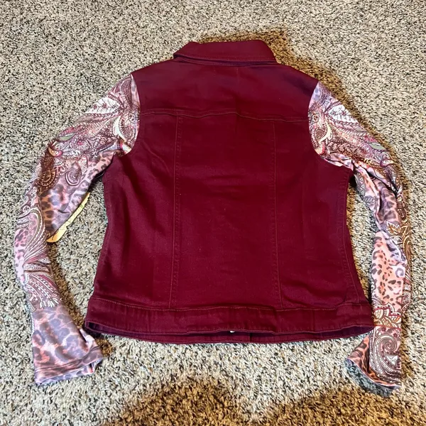 One World Womens Burgundy Denim Jacket Paisley‎ Print Lighweight Sleeve Size S - Image 7