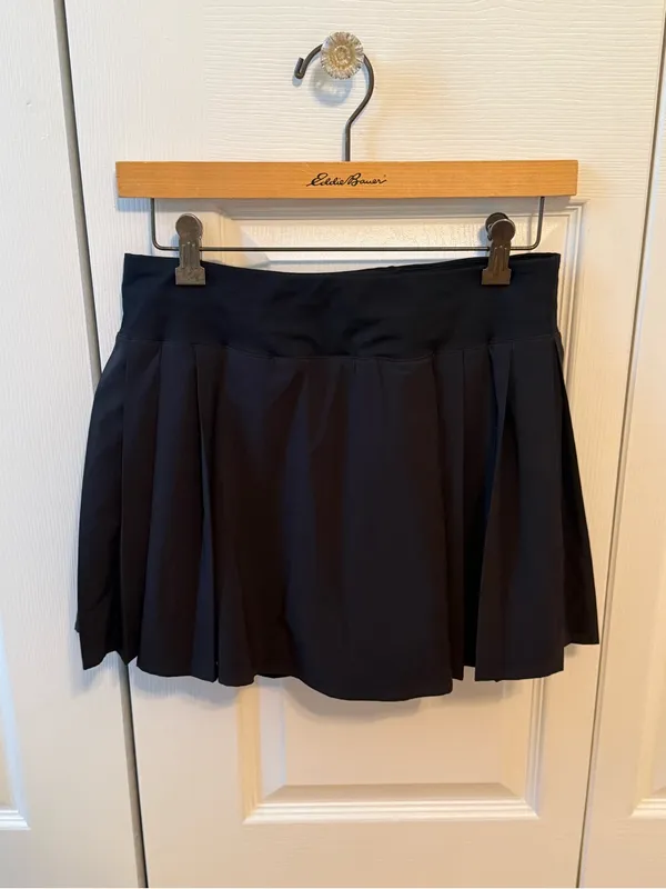 Lululemon Side-Pleat High-Rise Tennis Skirt in Black - Image 3