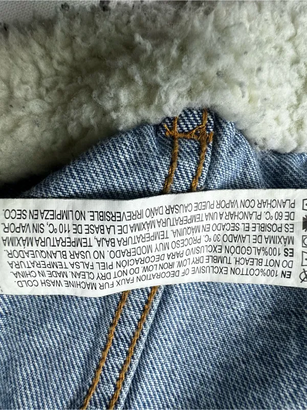 FOREVER 21 Denim Sherpa-Lined Jacket in Blue and Cream Sz S - Image 7