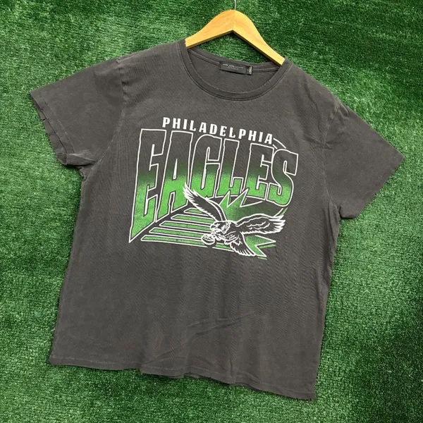 NFL NFC East Philadelphia Eagles T-Shirt Size Large - Image 3