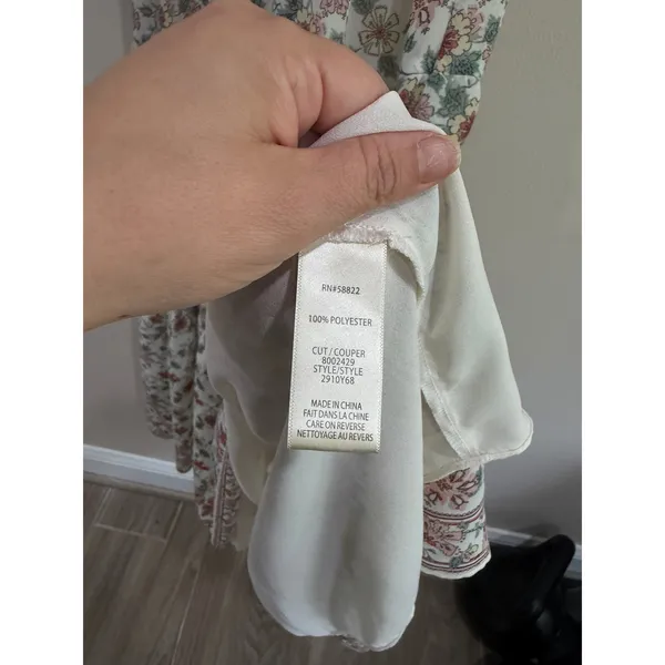 Max Studio Floral V-Neck Tiered Maxi Dress Smocked Back Sleeveless Size XS - Image 4