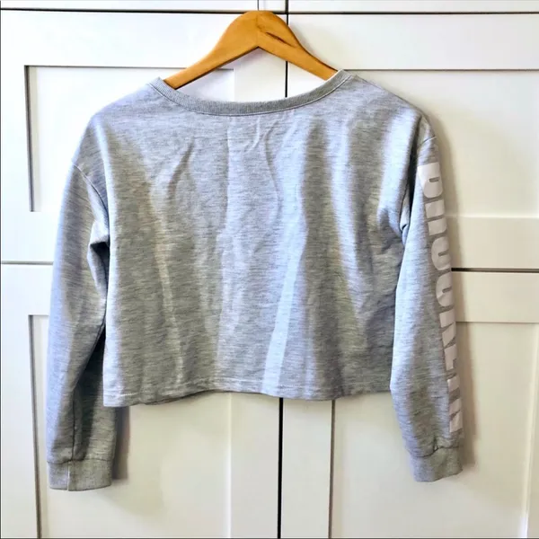 BROOKLYN Graphic Letter Cropped Long Sleeve Grey Sweatshirt, Lightweight sz. S - Image 8
