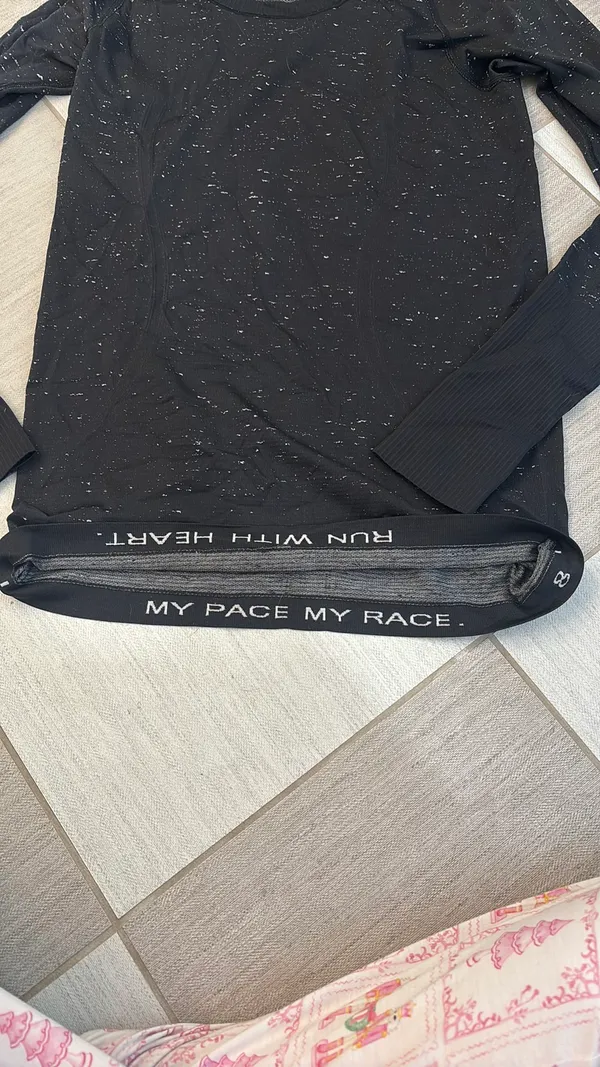 Lululemon Long Sleeve Swiftly Tech - Image 4