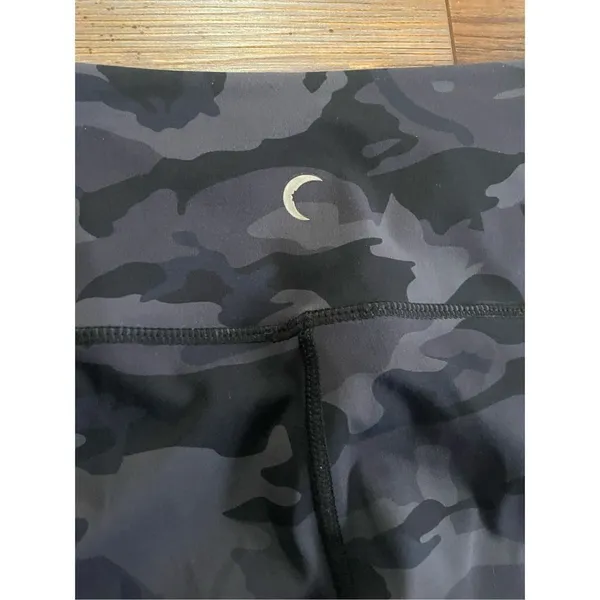 Zyia womens black gray camo 7/8 length‎ athletic leggings yoga pants sz 8-10 - Image 7