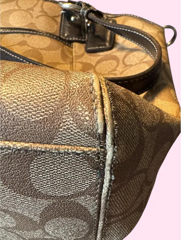 Coach Signature Canvas Tote Bag with Leather Trim - Image 3