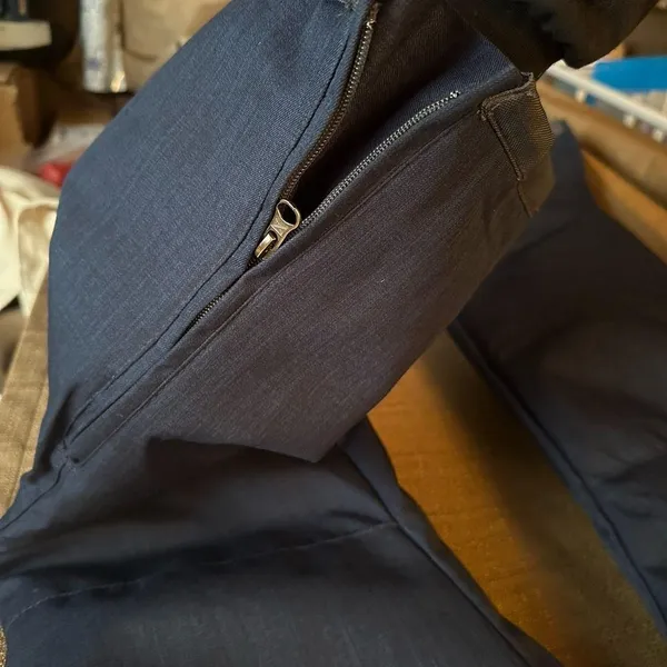 Arctix Women's Snow Sports Insulated Cargo Pants Size Small 30” Inseam Navy - Image 4
