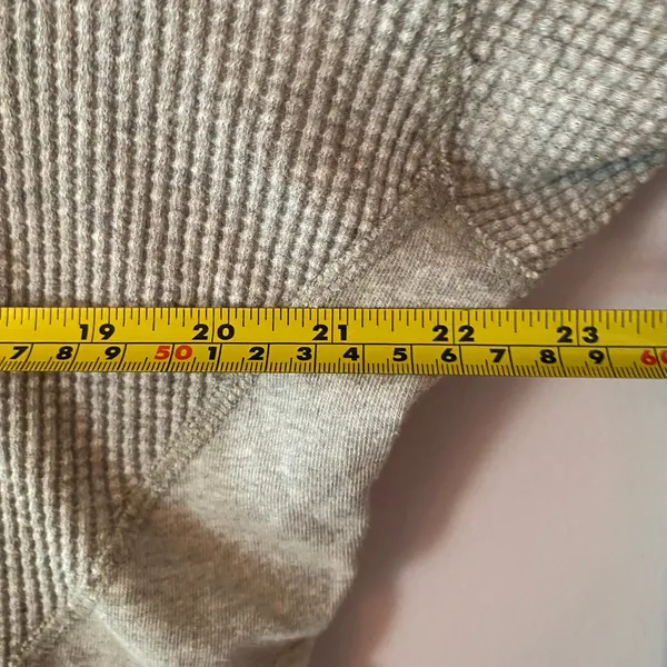 Offline by Aerie Gray Thermal Waffle Knit Long Sleeve Loungewear Women's size XS - Image 7