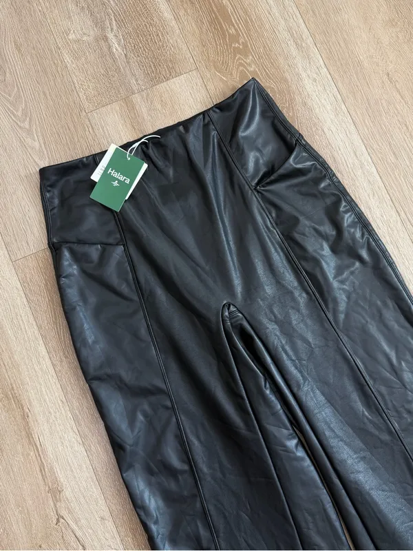 NWT Halara High Waisted Tummy Control Stretchy PU Causal Flare Pants Size Large - Image 9