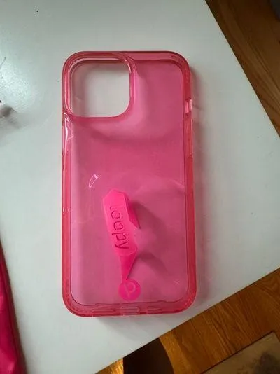 Loopy Cases - Image 2