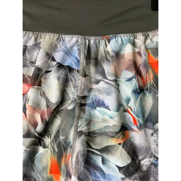Lululemon Fast and Free Reflective High-Rise Classic Fit Shorts 3" Floral 10‎ - Image 4