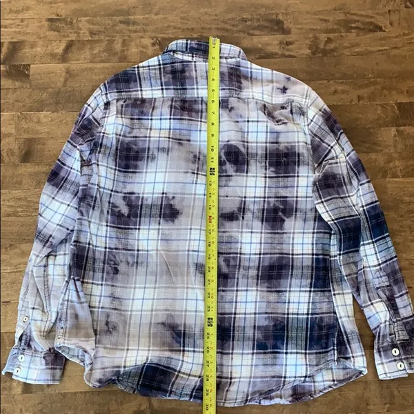 Bleach dyed vintage flannel shirt - Image 6