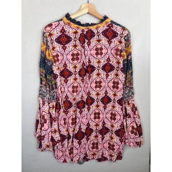 The Rustic Rack Boutique Bohemian Floral Print V Neck Flared Sleeve Blouse Sz M - Image 3