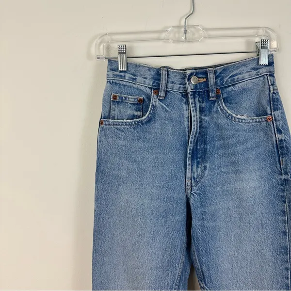 Zara Medium Wash Straight-Leg Blue Jeans Raw Hem Size 0 Women's - Image 2