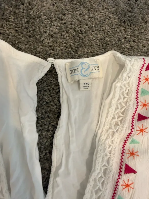 Jun & Ivy White Embroidered V-Neck Romper with Floral Trim - Image 3