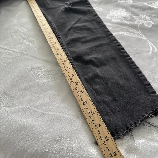 Free People Size (30) Woman's‎ Black Pant Distressed Skinny Jeans - Image 6