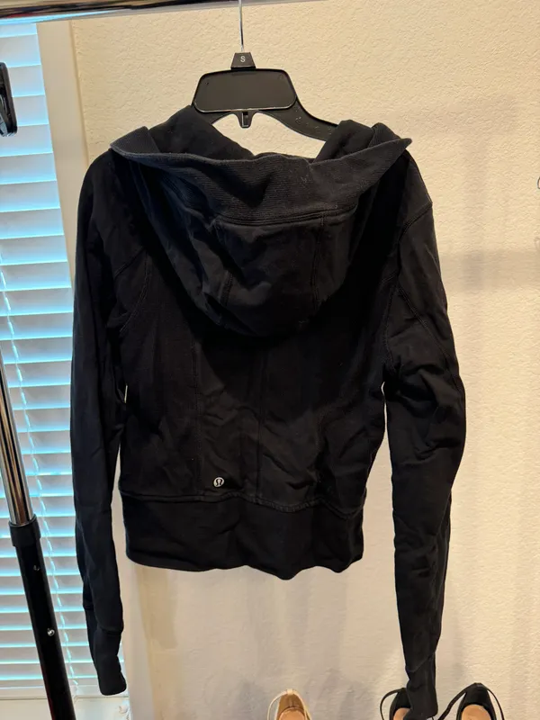 Lululemon Jacket - Image 3