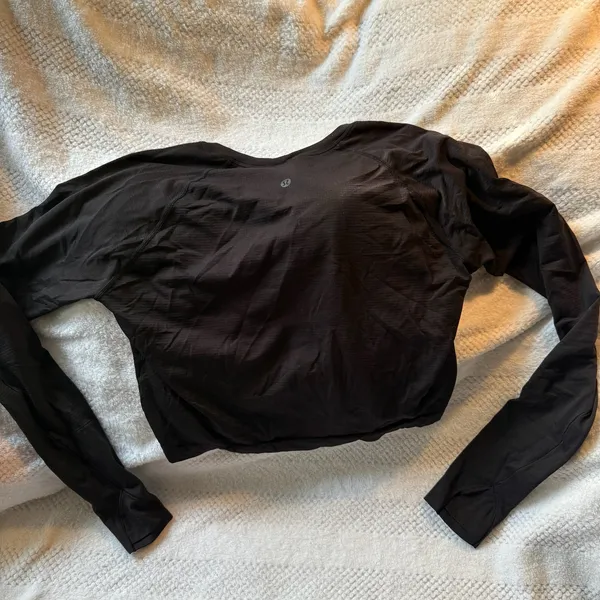 NWOT new Lululemon long sleeve, size 12 - Image 2