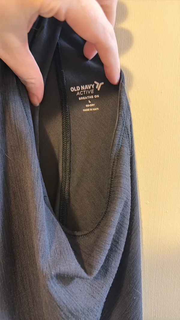 Old Navy Workout Tank - Image 3