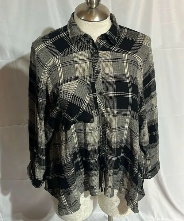 BDG urban outfitters button down long sleeve shirt size medium - Image 2
