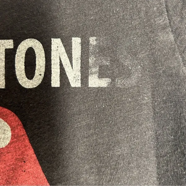 The rolling stone t-shirt size medium - Image 6